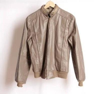 vintage 1960s 70s men's TAN brown leather BIKER harley jacket -- men's size small/medium 