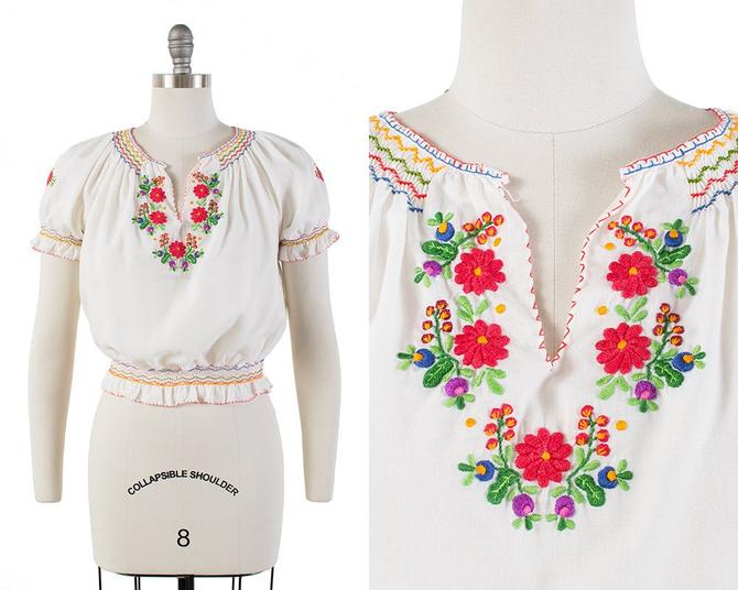 Vintage Peasant Blouse 70s Embroidered Top Floral Peasant Blouse