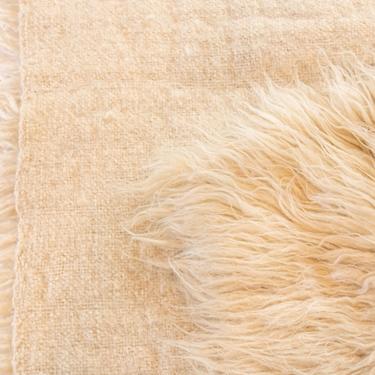 Long Hair Vintage Sheep Fur Wool Area Rug 