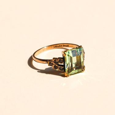 '40s GOLD-FILLED GREEN GLASS RING