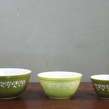 Set of 3 Pyrex Herb Green Nesting Bowls – ONLINE ONLY