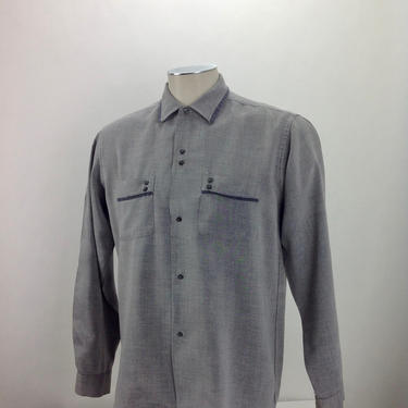 1950's Rayon Shirt / Interesting Button Configuration / Check Collar &amp; Patch Pocket Details / Mens Size MEDIUM 