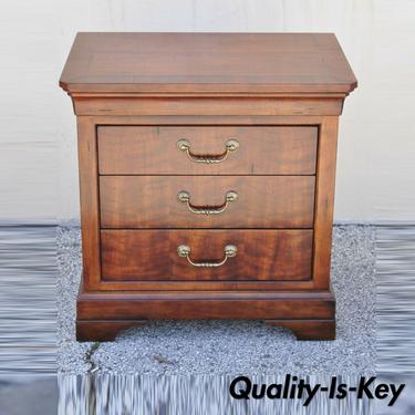 Henredon Cavalier Charles X Aged Cherry Wood 3 Drawer Nightstand Bedside Table