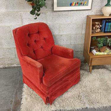 LOCAL PICKUP ONLY Vintage Lounge Chair Retro 1970's Red Swivel Rocking Chair with Tufted Back and Armrests by Southern Furniture 