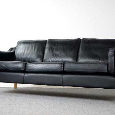 Danish Modern Black Leather Sofa - (320-008) 