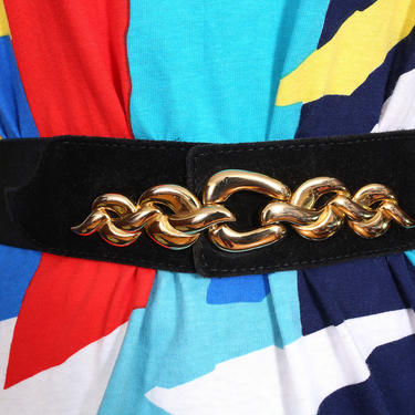 Nice Vintage 80s 90s Black Suede Stretch Belt with Gold Links Design 