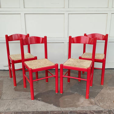 HA-19193 Set of Four Red Painted Chairs with Rush Seats