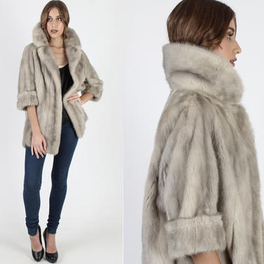 Vintage 60s Silver Mink Coat Grey Fur Back Collar Mink Fur Coat 1960s Real Fur Wedding Jacket Womens Cuffed Pockets Plush Swing Jacket 