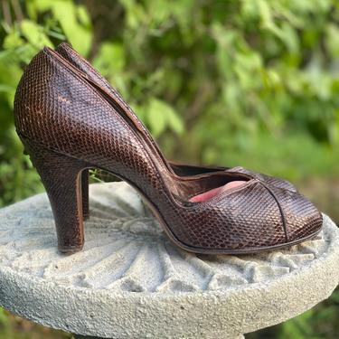 40s size 9 brown lizard pumps / vintage 1940s D'orsay pin up high heels SHOES 9 B 30s 50s 