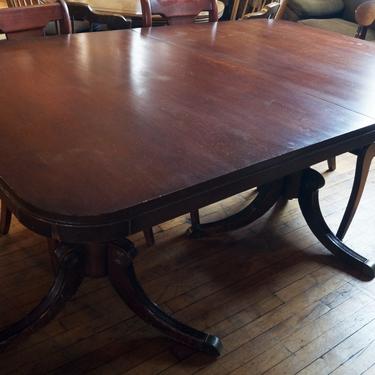 Dining Table w Turned Legs and Leaf