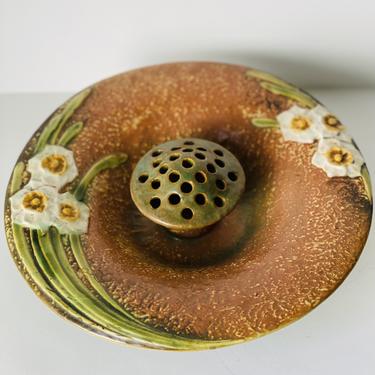 Roseville Pottery Flower Frog/Bowl