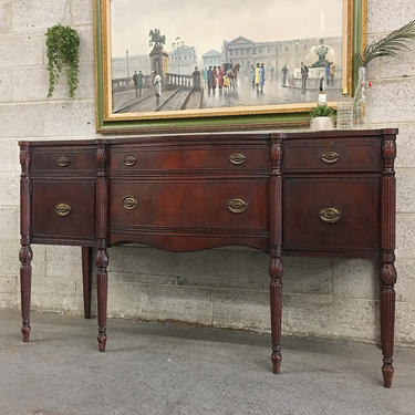 LOCAL PICKUP ONLY ------------ Antique Buffet 