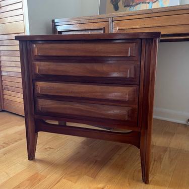 Free Shipping Within Continental US - Vintage Mid Century Modern End Table Stand 2 Drawers 