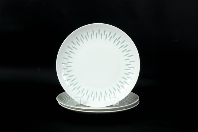 Arabia Finland FHK Freidl Holzer Kjellberg Rice 6&amp;quot; Small Plate - White Porcelain Salad - Vintage, Set of Three 