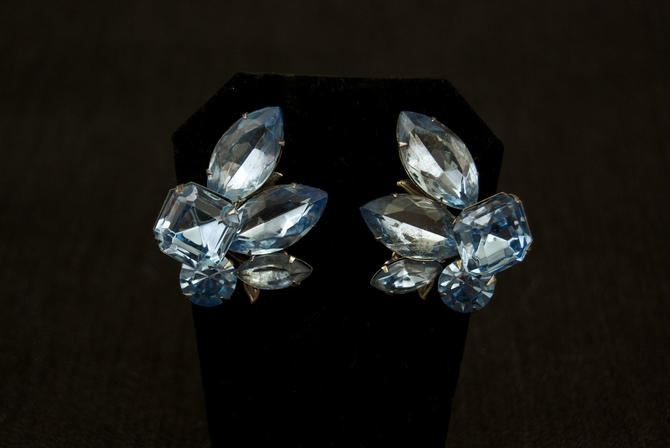 Fabulous Vintage Rhinestone Clip Earrings 