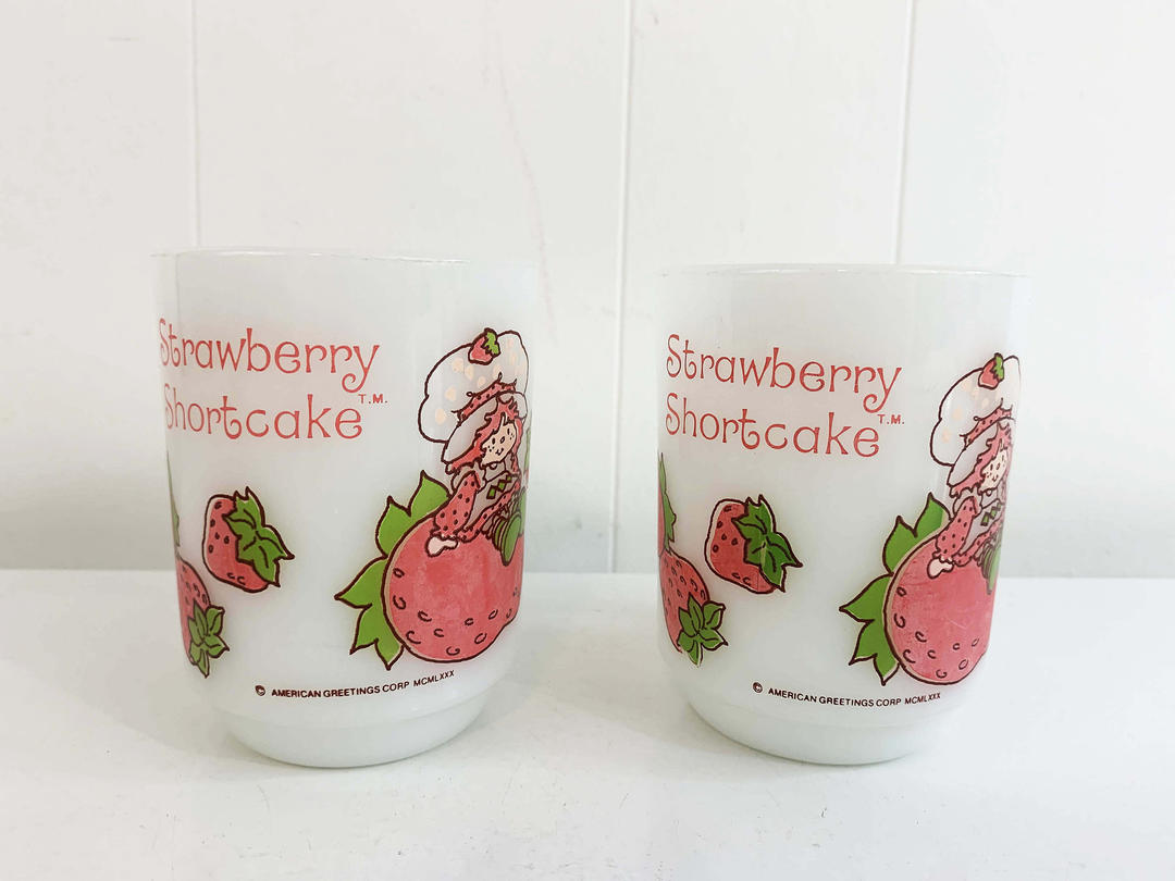 Vintage Strawberry Shortcake Glass Coffee Cup/ Mug Fire King Anchor Hocking 1980 