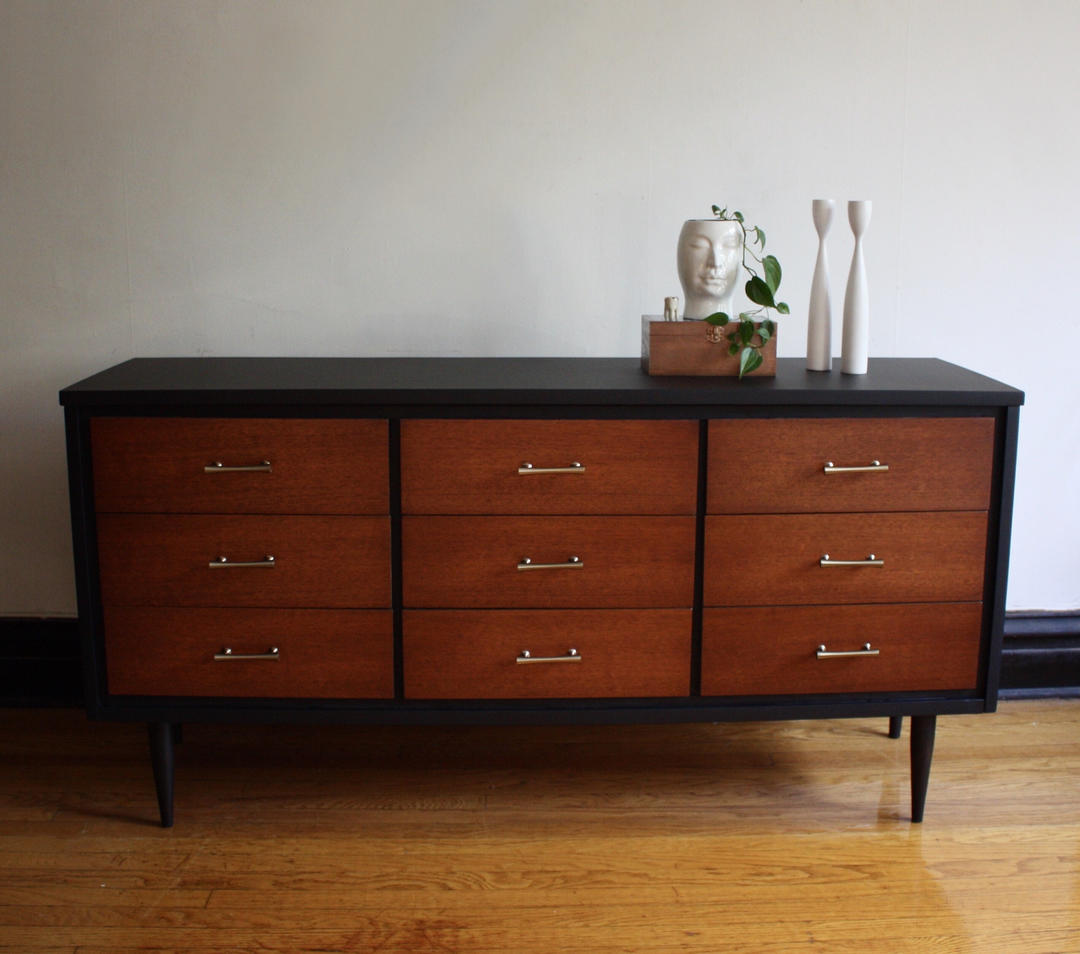 Black and Wood Mid Century Modern Dresser//Vintage MCM ...