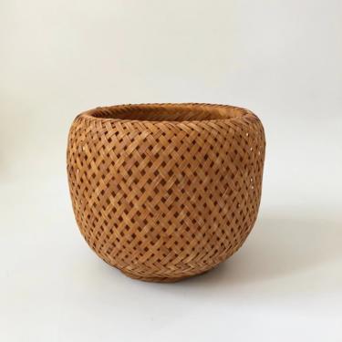 Vintage Round Double Wall Basket 