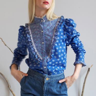 indigo blue cotton calico prairie blouse / size S 
