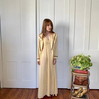 Vintage Vanity Fair Full Length Nightgown and Robe Set 