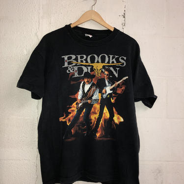 Vintage 90's Brooks and Dunn Electric Rodeo t-shirt. Cool graphic! Bright! XL 3010 