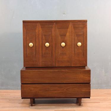 American of Martinsville Mid Century Walnut 5-Drawer Bachelor’s Chest – ONLINE ONLY