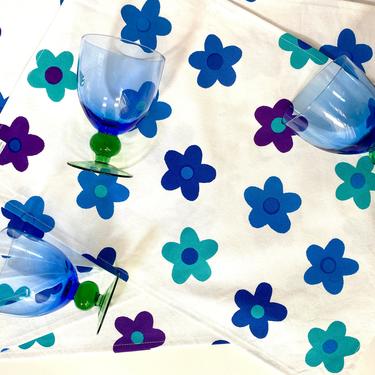 Vintage set of 6 NOS Purple and Blue Daisy Placemats 