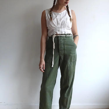 Vintage 60s OG 107 Army Green Utility Trousers/ Vietnam Era/Button Fly/ Sateen Cargo/ Size 28 