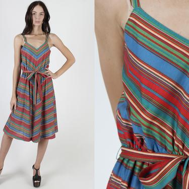 Vintage 70s Lanz Designer Dress / Rainbow Chevron Striped / Deep V Neckline With Matching Belt / Stretchy Jersey Material Size 7/8 