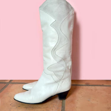 80's Charles David Gray Leather Vintage Boots, White Suede Knee High Italy Shoes Heels Designer Womens 6.5, 6 1/2 B, Low Heels, 1980's, 70's 