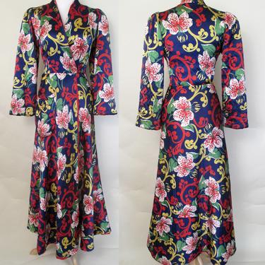Glamorous 1940's Silk Satin Quilterd Floral Print Robe Hollywood Chic by &amp;quot;Sally Linn&amp;quot; of Hollywood  Size Small 