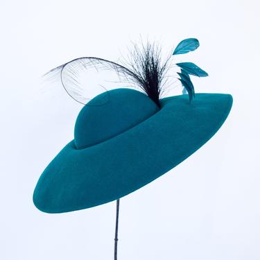1980s Green Wool & Featers Saucer Hat | 80s Emerald Green Wool Platter Feather Hat | Mr. Kurt Original 