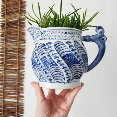 Vintage Blue & White Chinoiserie Pitcher Style Vase / Cache Pot Planter 