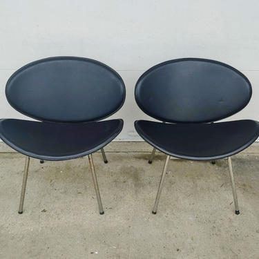 Vintage Modern Orange Slice Clam Shell Style Lounge Chairs - Set of 2 