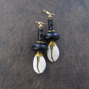 Cowrie shell earrings, wooden earrings black, African Afrocentric earrings, seashell, brass earrings, exotic ethnic earrings, wire wrapped 