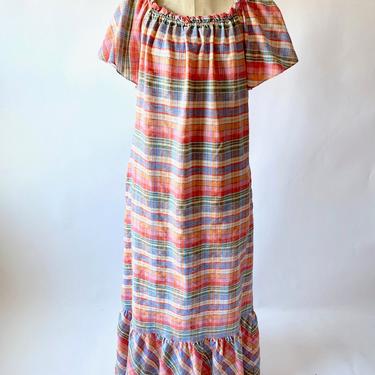 Vintage Dress / Vintage Loungewear/ Maxi Dress / Nap Dress / 1970s Dress / Plaid Dress / Nightgown 