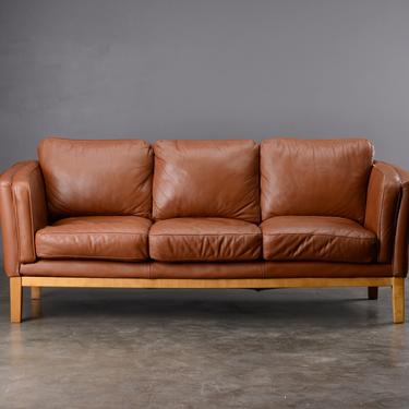 7ft Scandinavian Style Leather Sofa Saddle Brown Couch 