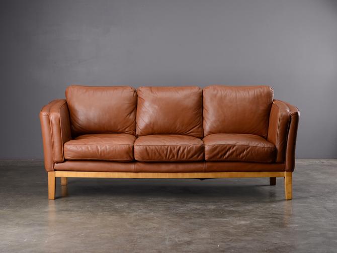 7ft Scandinavian Style Leather Sofa, Scandinavian Leather Furniture