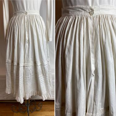 Edwardian petticoat 100% cotton ruffles  pleated authentic 1900’s 1920’s white gathered waist peasant skirt slip cinched waist below knee 