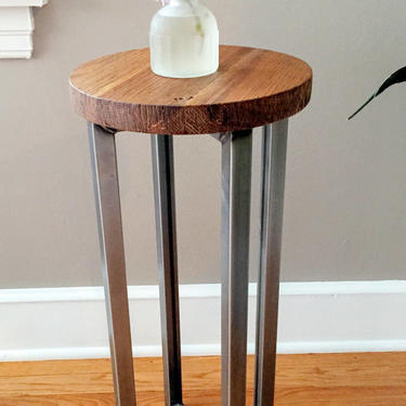 Round Side/End Table With Reclaimed Wood &amp; Industrial Steel Base 