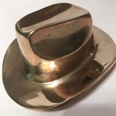 Wonderful vintage solid brass cowboy hat paperweight 