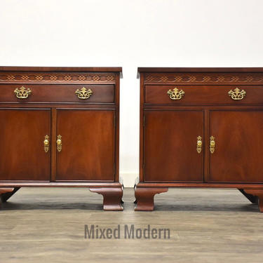 Baker Mahogany Chippendale Style Traditional Nightstands- a Pair 