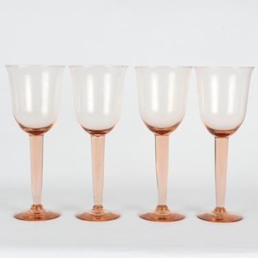 Pink Glassware, Wedding Decor, Vintage Glassware, Blush Pink, Wine Glassware, Wine Glasses, Pink Wine Glasses, Pink Glasses, Set of 4 