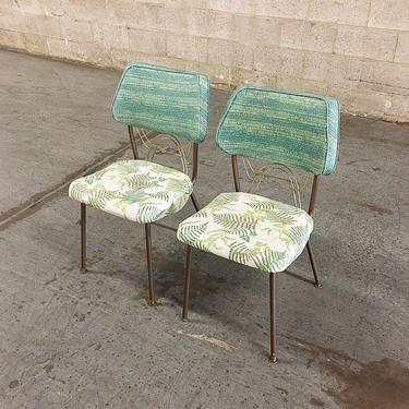 LOCAL PICKUP ONLY ----------- Vintage Set of 2 Kitchen Chairs 