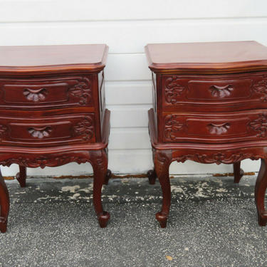 French Carved Pair of Solid Mahogany Nightstands End Side Bedside Tables 1669