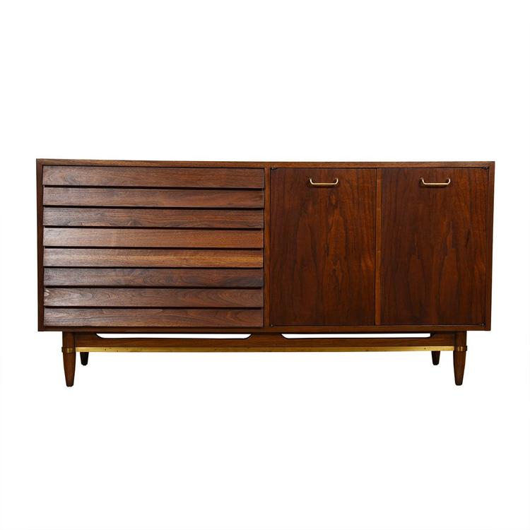 Compact Mid Century Modern Walnut Slatted Front Dresser / Sideboard