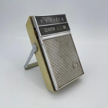 Vintage AM Zenith Deluxe Royal 500 Transistor Radio 