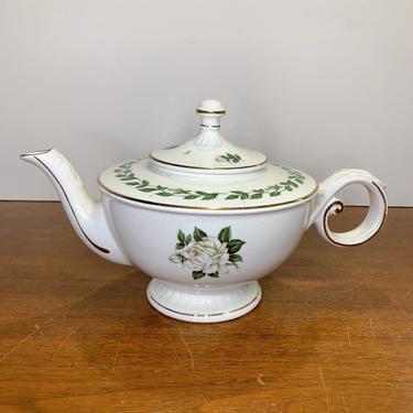 Vintage Hall China Cameo Rose Teapot Superior Hall Quality Dinnerware 