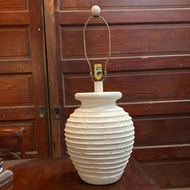 1980s Vintage Ribbed Plaster Table Lamp