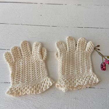 Vintage Knit Gloves For Toddler, Baby, Doll // Children's Gloves, Dress Up Gloves, Formal Gloves // Little Girl Dress Up // Christmas Gift 